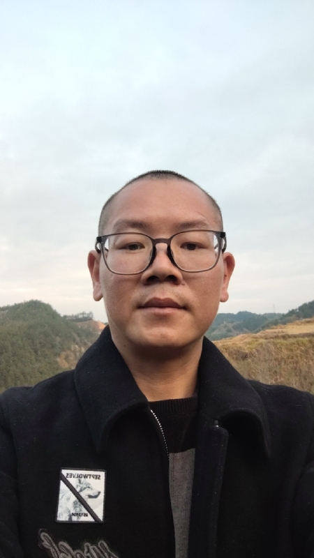 偶然的相遇的第一张照片--龙海征婚网