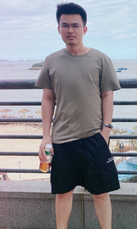 火花的第一张照片--龙海征婚网