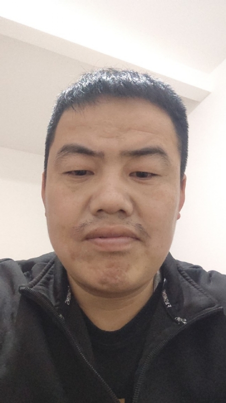 给予微笑的第二张照片--龙海征婚网