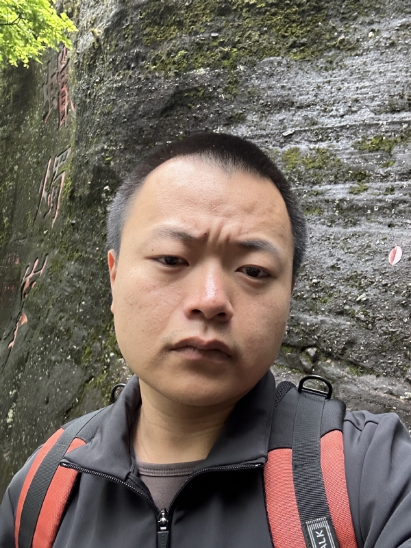 花生什么树的第一张照片--龙海征婚网